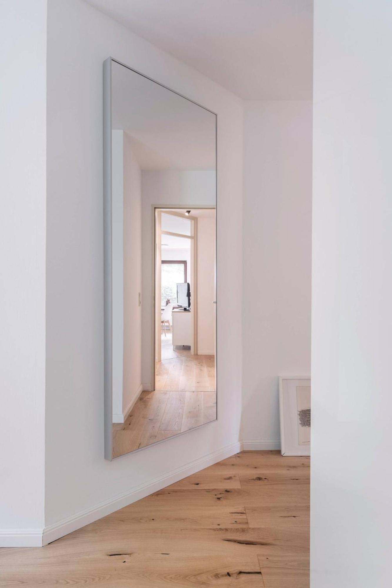 Exclusive Ludenberg Living In Stunning Area Apartment Düsseldorf