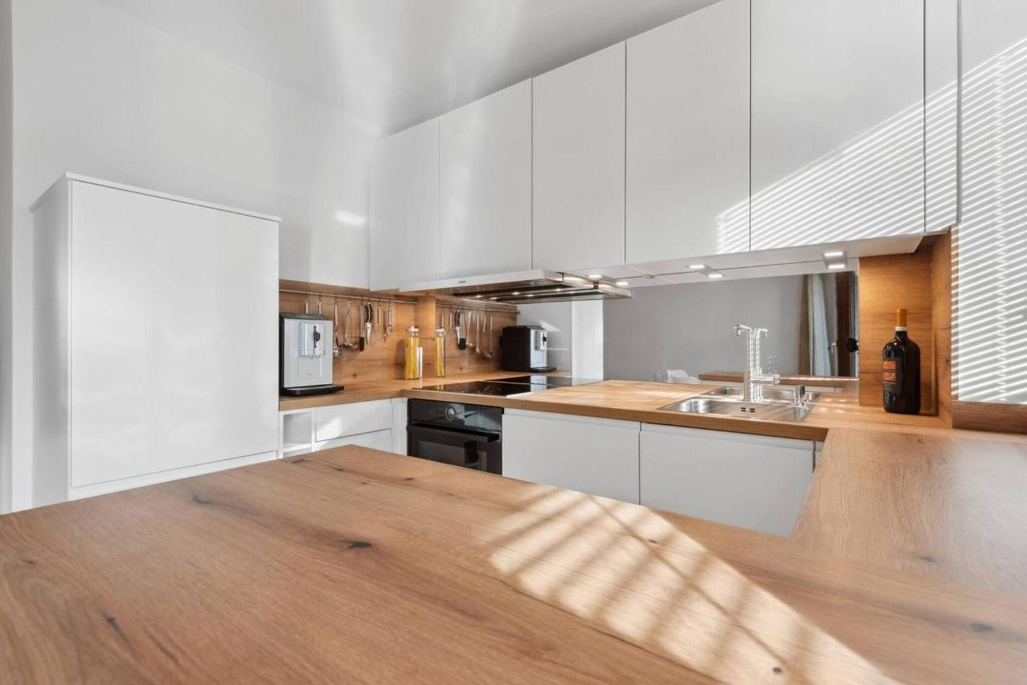 Exclusive Ludenberg Living In Stunning Area Appartement