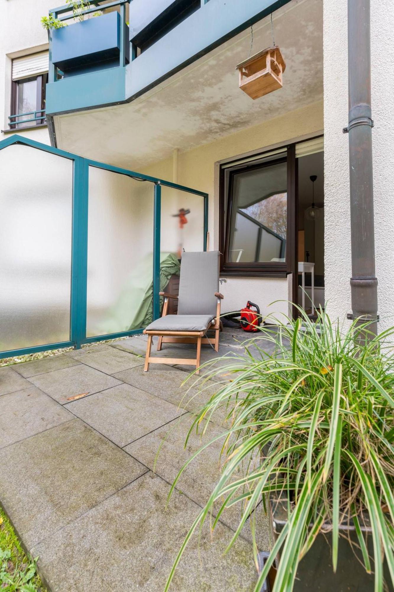 Exclusive Ludenberg Living In Stunning Area